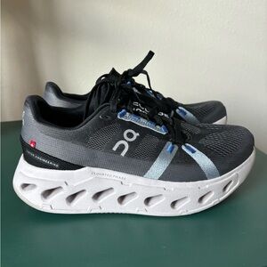 On Cloud Eclipse Running Shoes